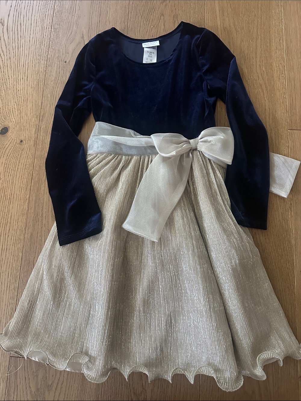 iris & ivy Navy Velvet and Gold Sparkle Bow Dress